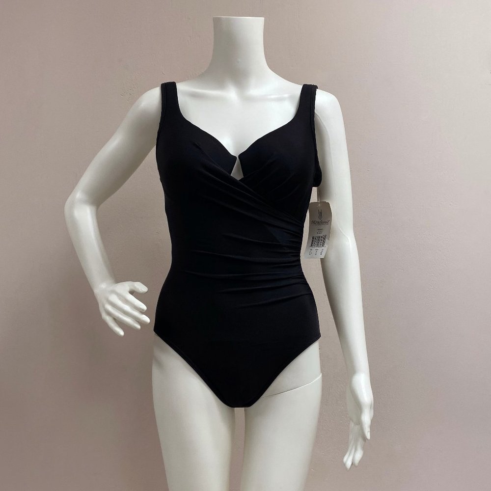Miraclesuit Escape Black One Piece Bathing Suit Size 8 NWT